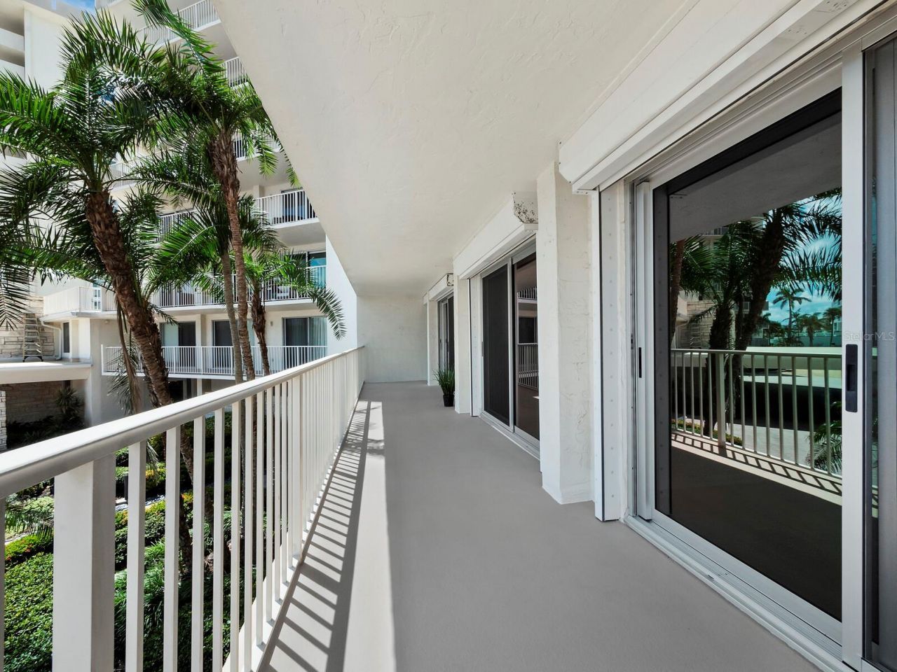 2301 Gulf Of Mexico Drive, Unit 25N, Longboat Key, FL 34228 Photo