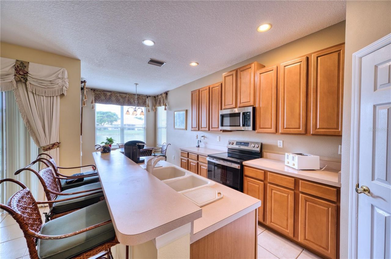 8014 Victoria Falls Circle, Sarasota, FL 34243 Photo