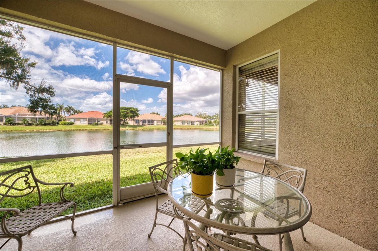 8014 Victoria Falls Circle, Sarasota, FL 34243 Photo