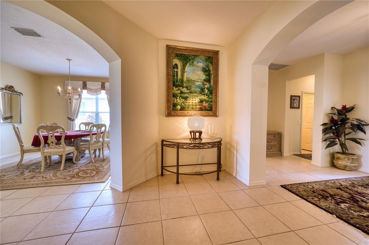 8014 Victoria Falls Circle, Sarasota, FL 34243 Photo