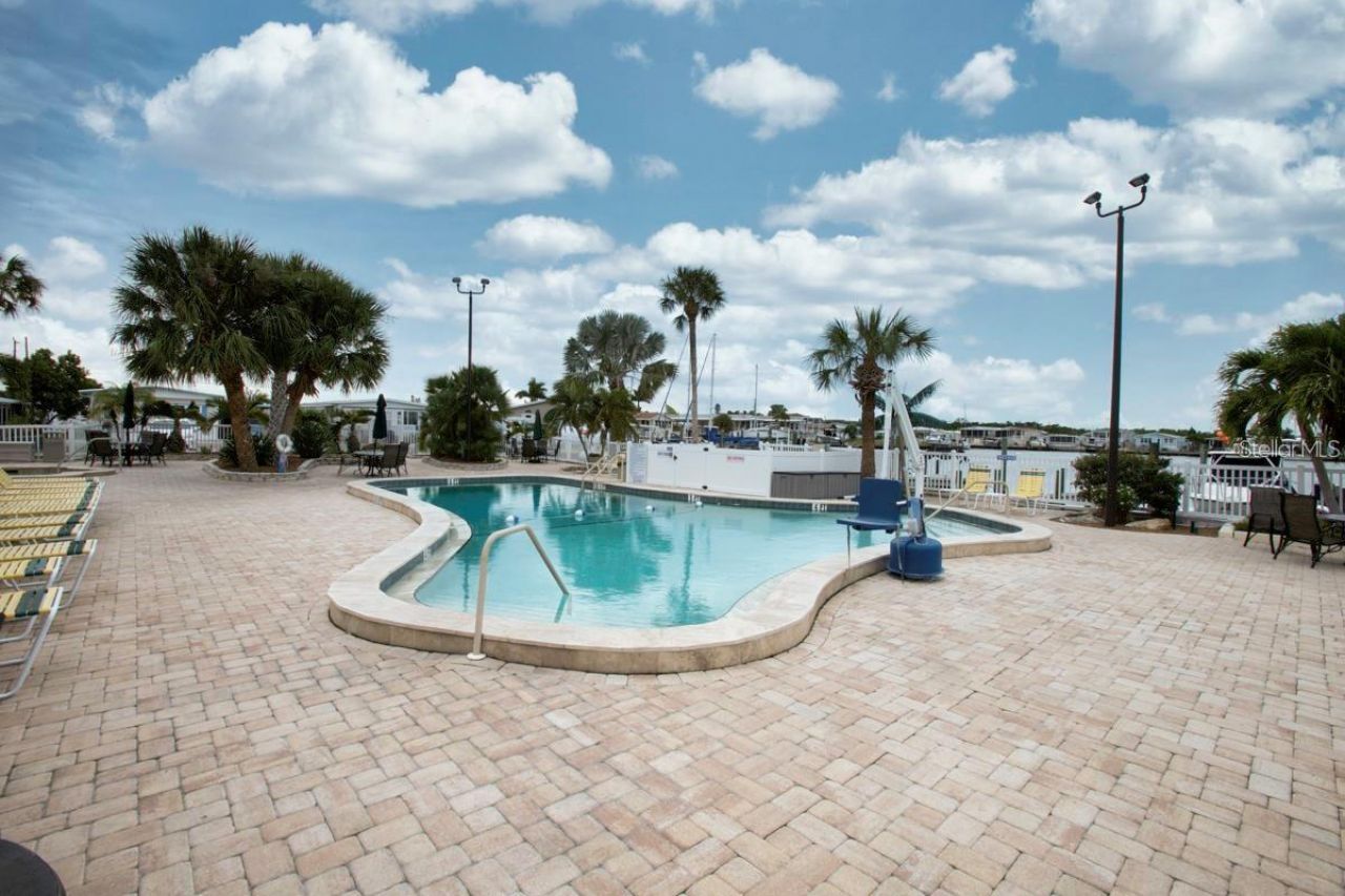 2840 Trinidad Way, Palmetto, FL 34221 Photo