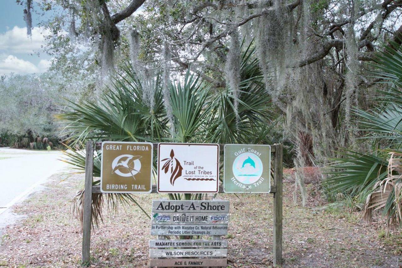 2840 Trinidad Way, Palmetto, FL 34221 Photo