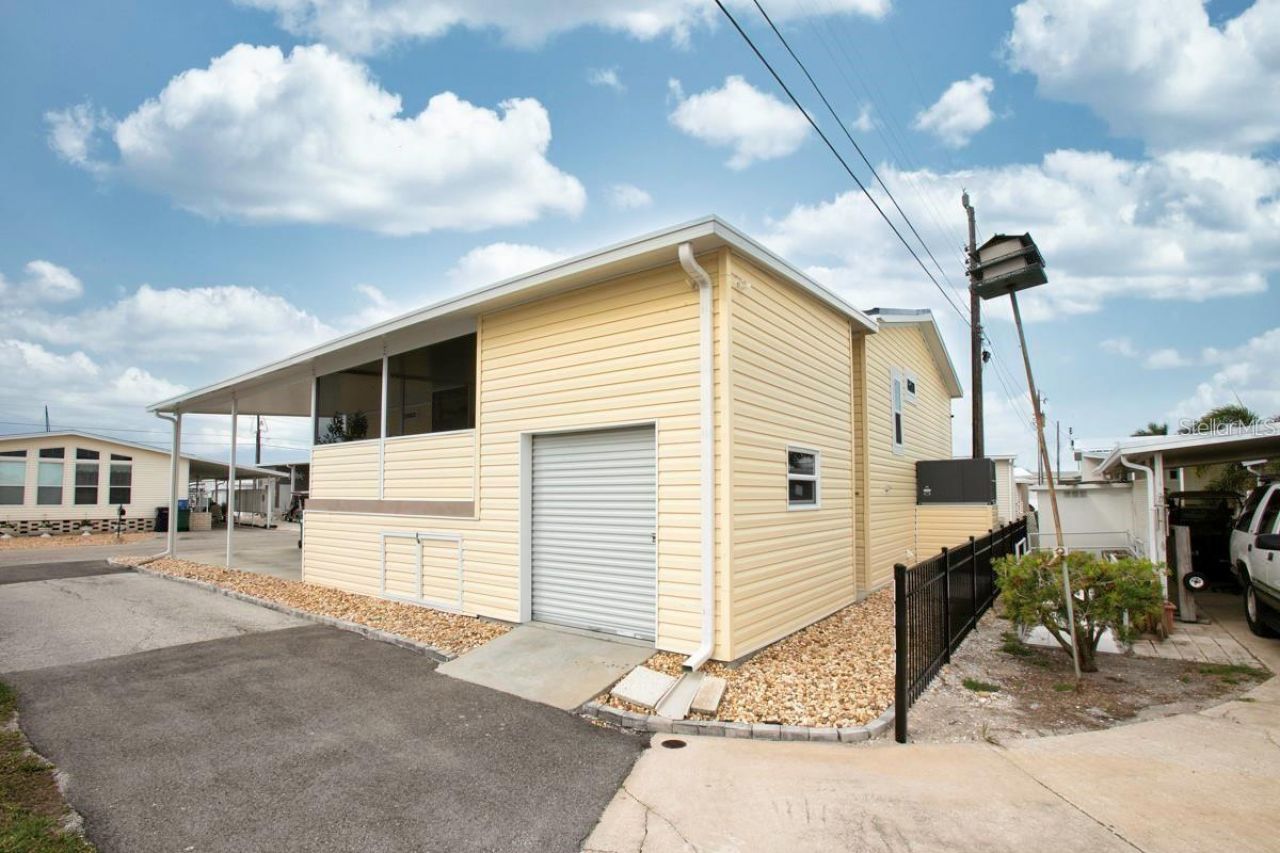 2840 Trinidad Way, Palmetto, FL 34221 Photo