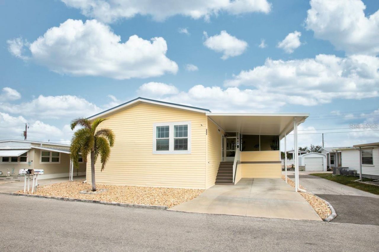 2840 Trinidad Way, Palmetto, FL 34221 Photo