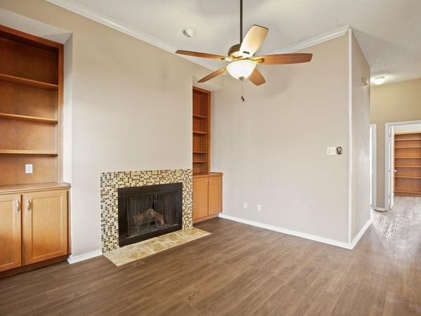 2802 Nueces ST, Unit 203, Austin, TX 78705