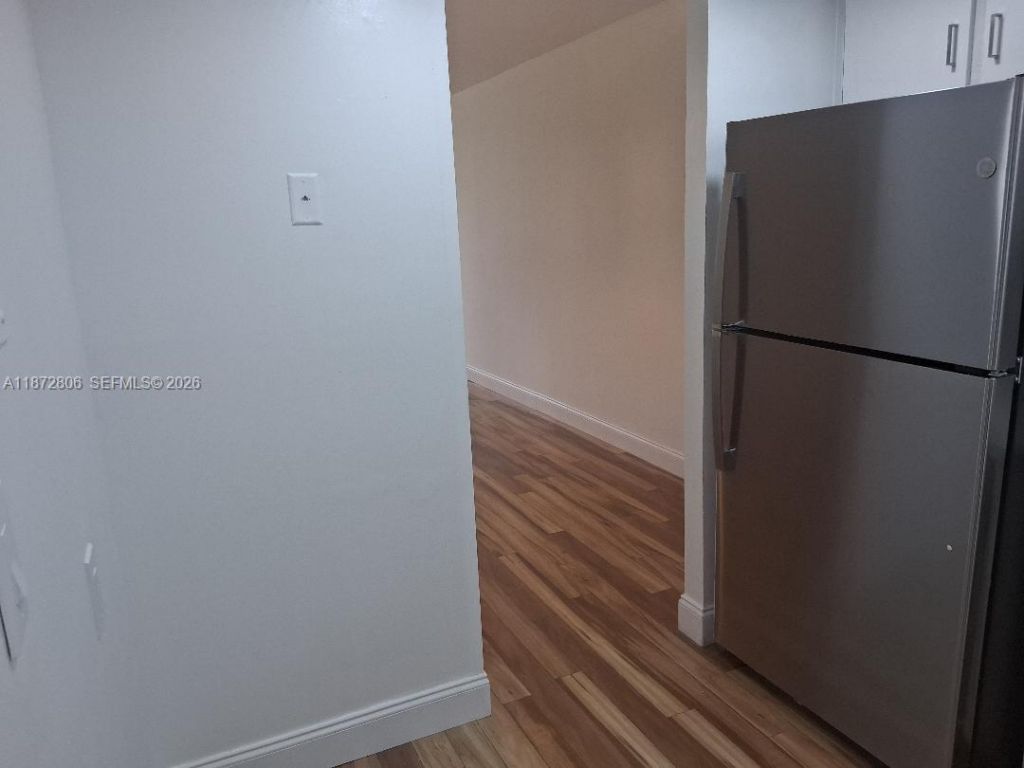 1000 St Charles Pl, Unit L20, Pembroke Pines, FL 33026 Photo