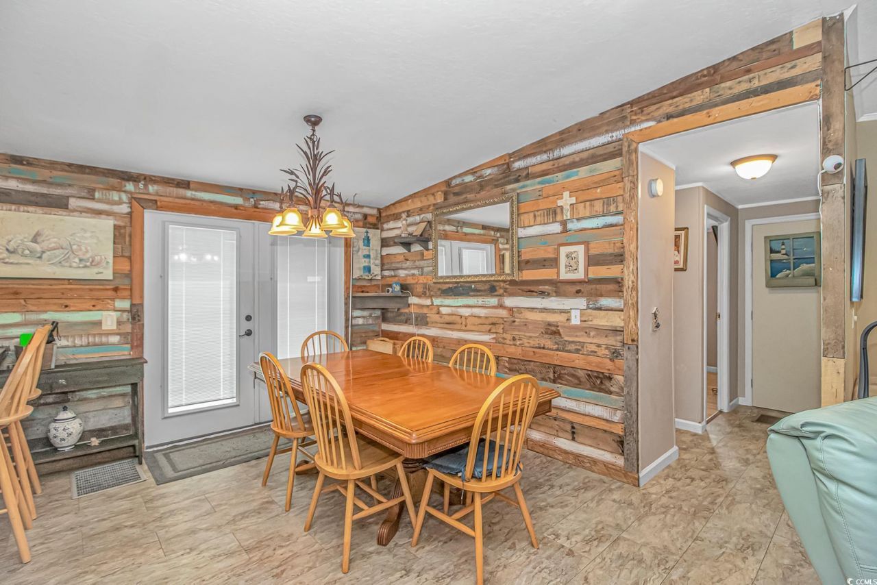 3272 Lyndon Dr. Photo 11