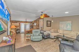 3272 Lyndon Dr. photo 4