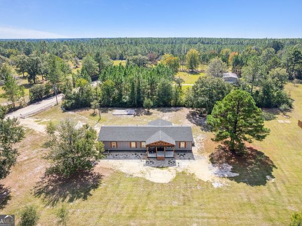 29 Chisholm Street, Nahunta, GA 31553