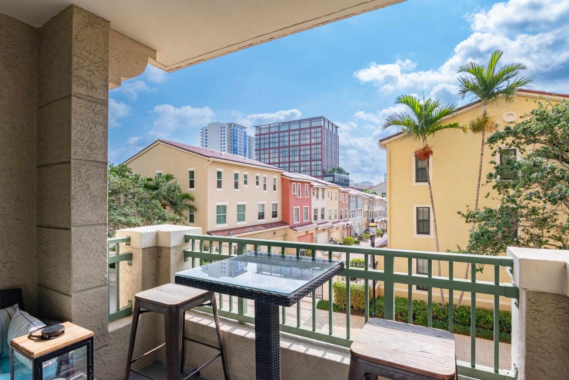 403 S Sapodilla Avenue, Unit 207, West Palm Beach, FL 33401 Photo