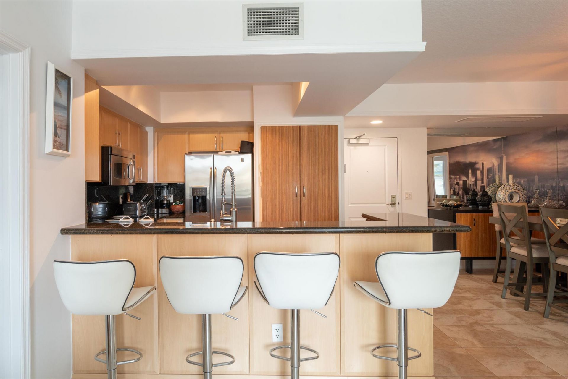 403 S Sapodilla Avenue, Unit 207, West Palm Beach, FL 33401 Photo