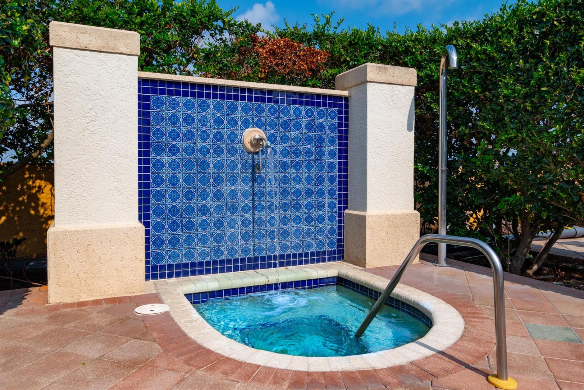 403 S Sapodilla Avenue, Unit 207, West Palm Beach, FL 33401 Photo