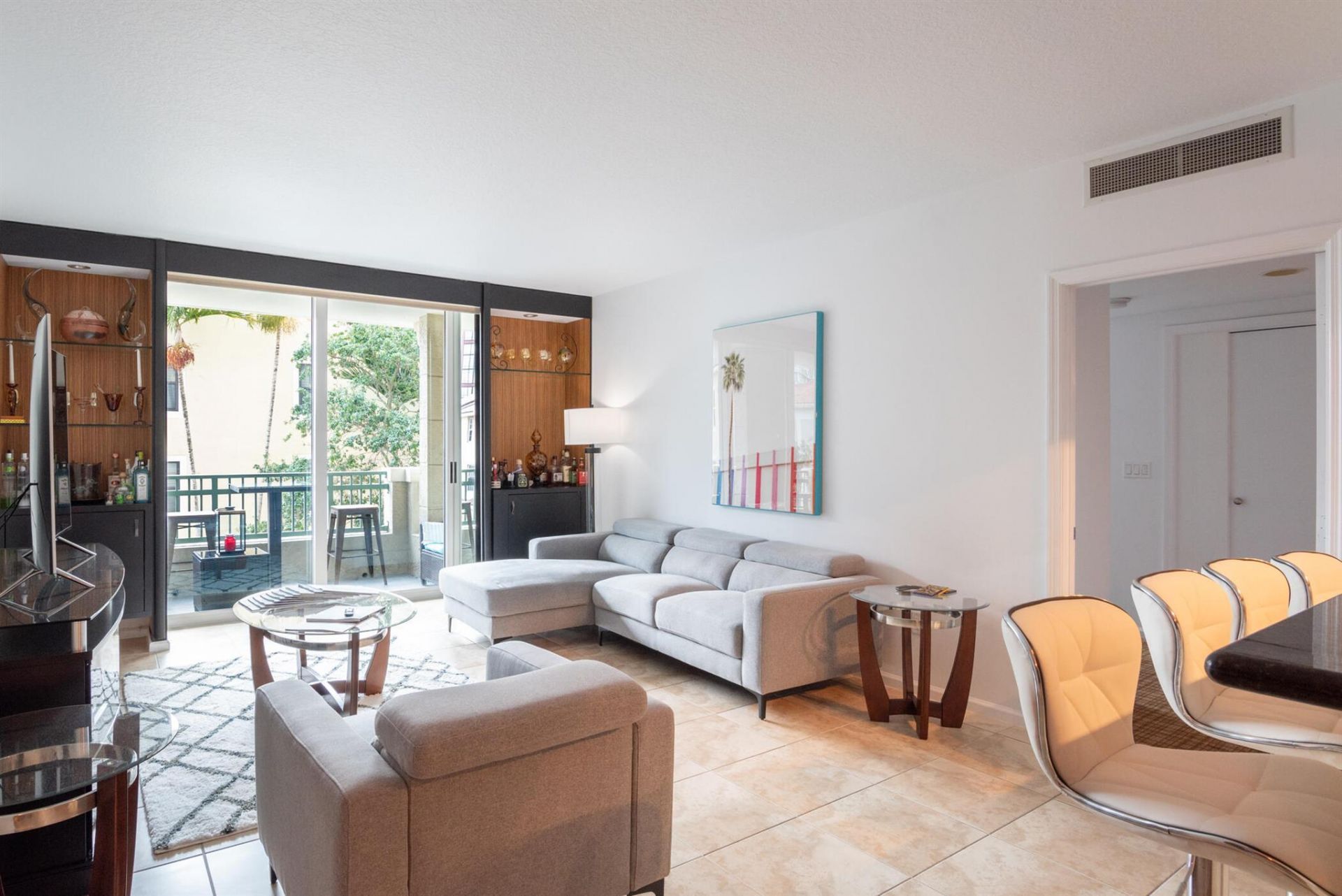 403 S Sapodilla Avenue, Unit 207, West Palm Beach, FL 33401 Photo