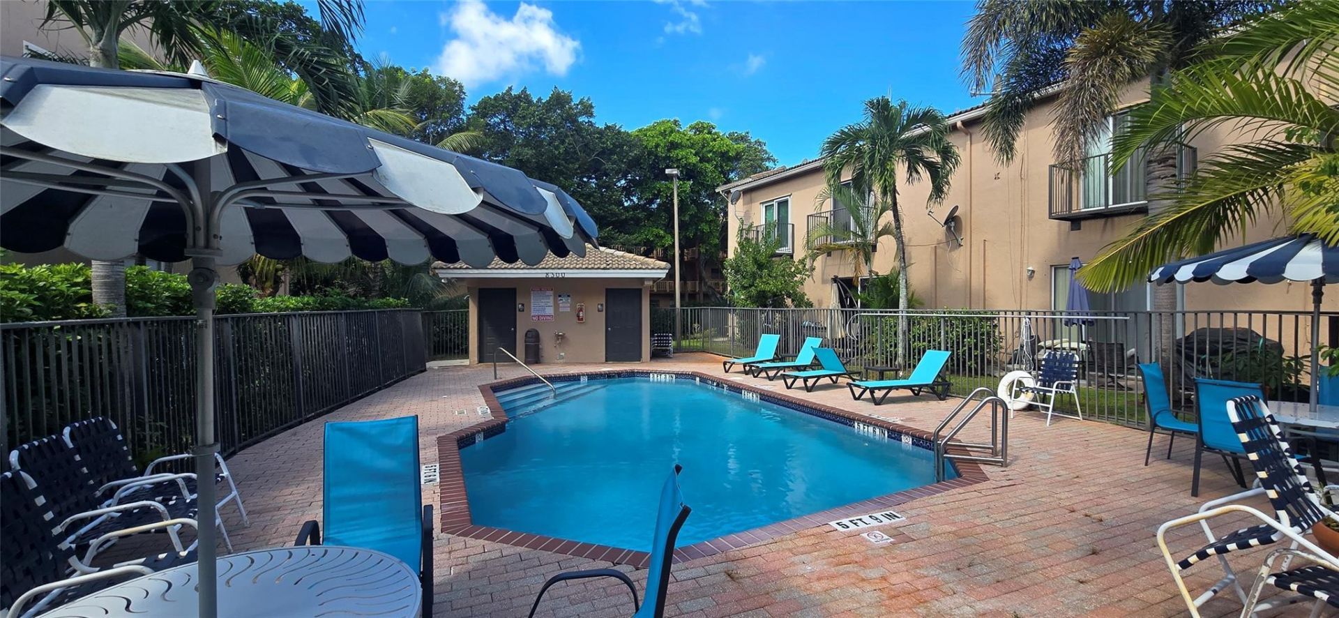 8314 Lagos De Campo Boulevard, Tamarac, FL 33321 Photo