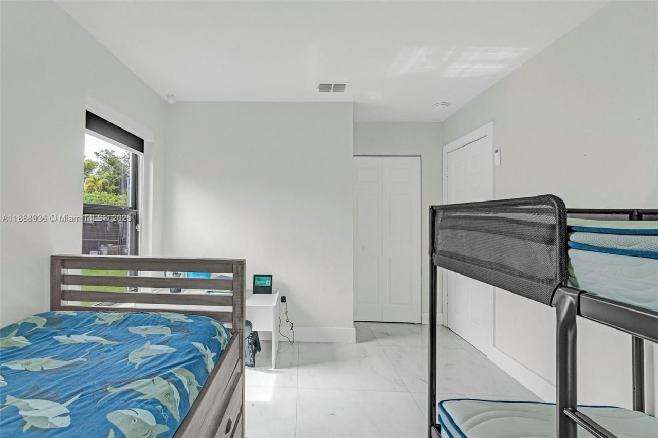 8840 SW 181st Ter, Palmetto Bay, FL 33157 Photo