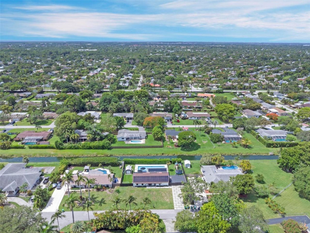 8840 SW 181st Ter, Palmetto Bay, FL 33157 Photo