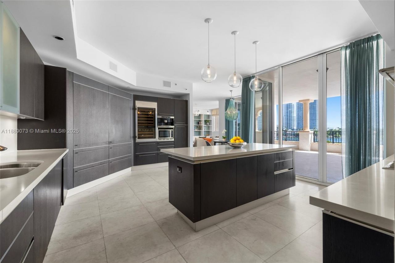 7133 Fisher Island Dr, Unit 7133, Miami Beach, FL 33109 Photo