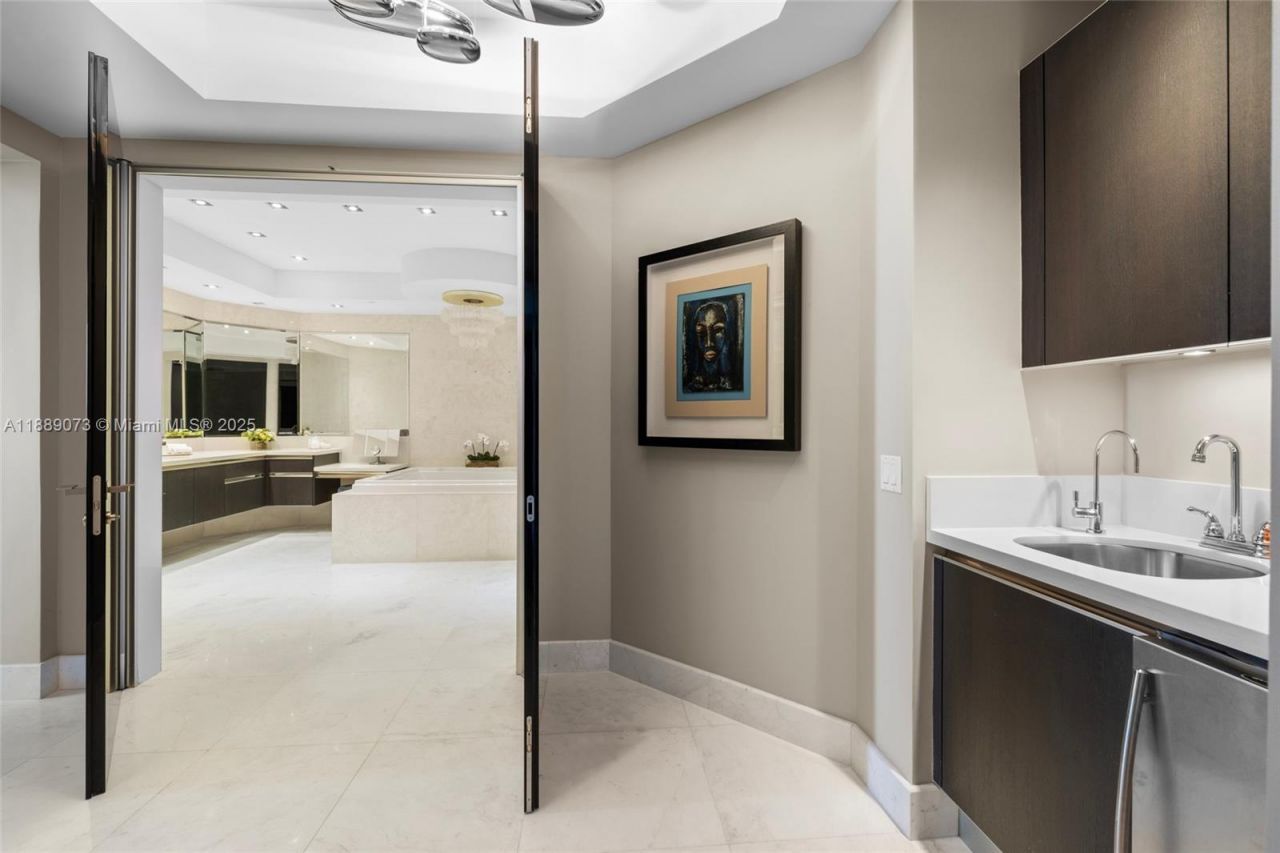 7133 Fisher Island Dr, Unit 7133, Miami Beach, FL 33109 Photo