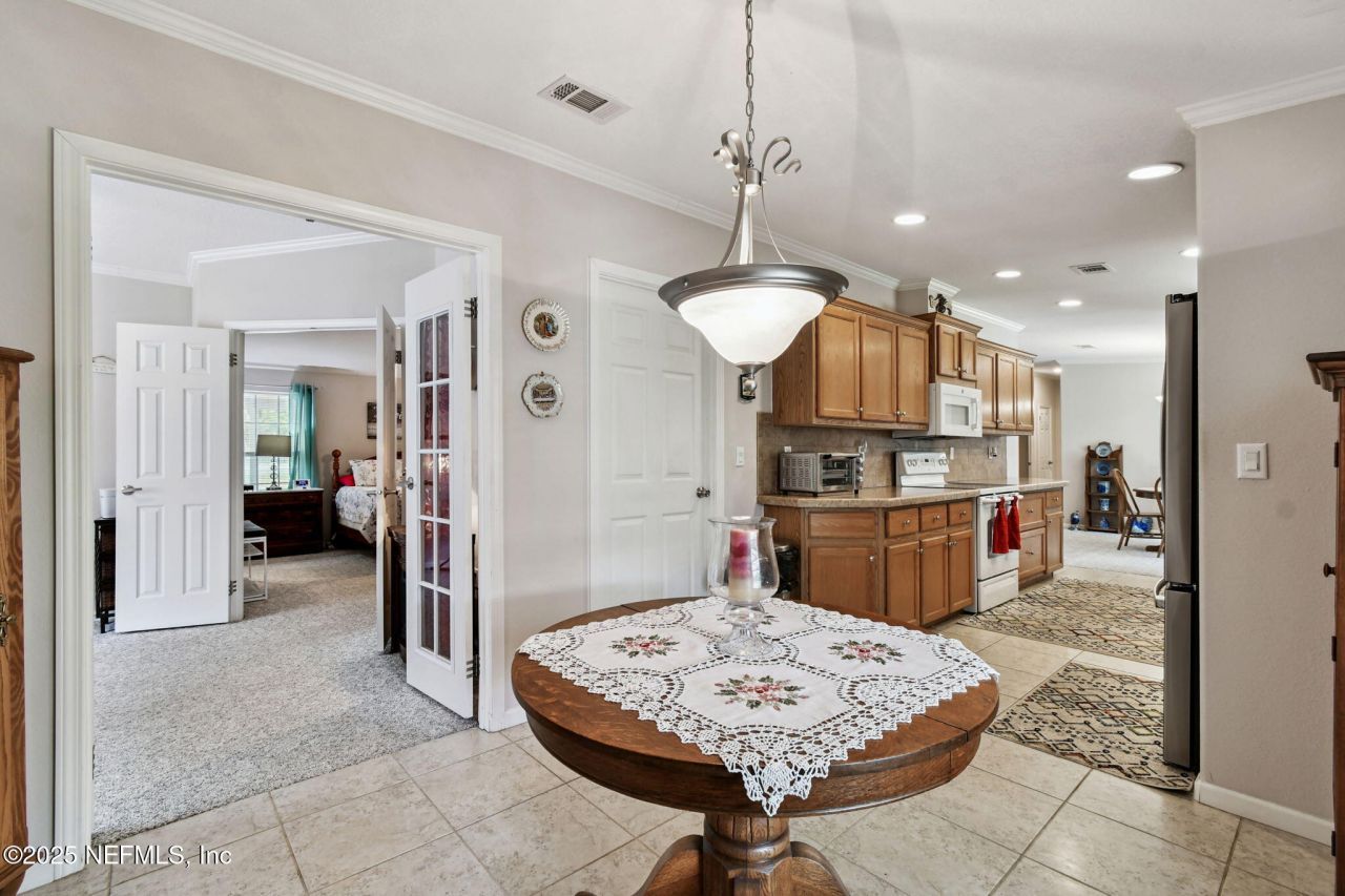 135 Lake Como Drive, Pomona Park, FL 32181 Photo