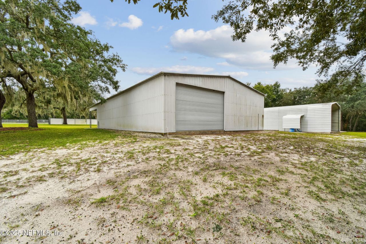 135 Lake Como Drive, Pomona Park, FL 32181 Photo