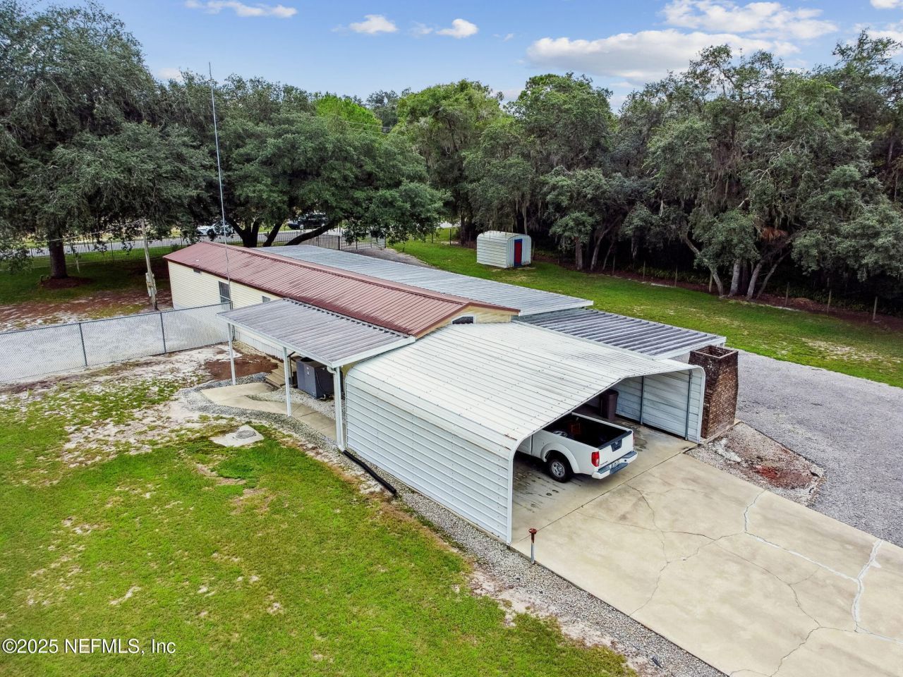 135 Lake Como Drive, Pomona Park, FL 32181 Photo