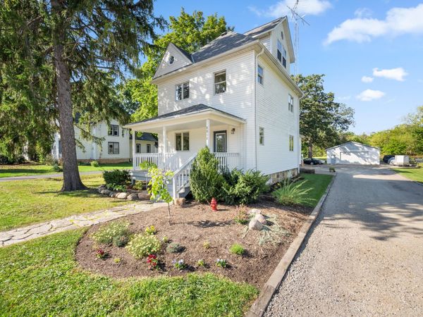 8018 200th Ave, Bristol, WI 53104