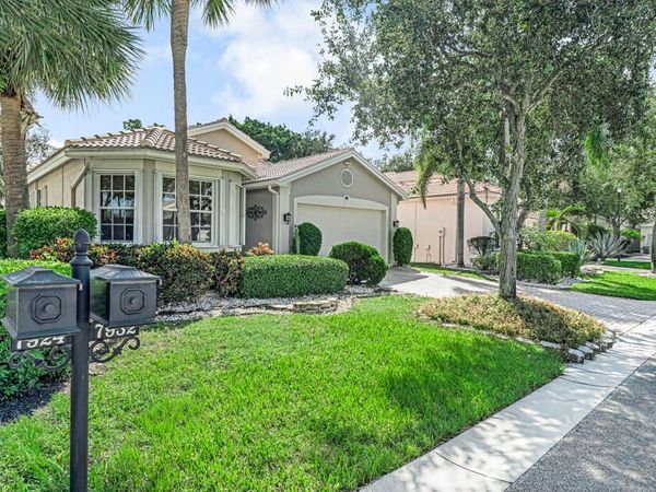 7932 Seagrape Shores Drive, Lake Worth, FL 33467