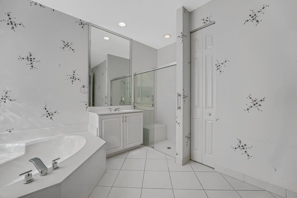 7932 Seagrape Shores Drive, Lake Worth, FL 33467 Photo