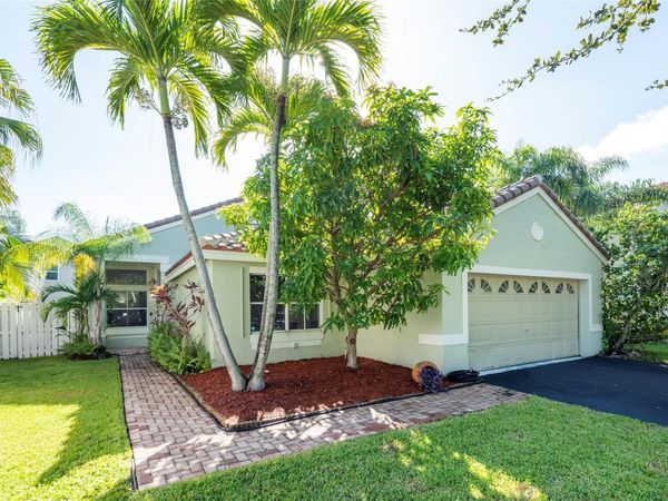 171 Bayridge Lane, Weston, FL 33326