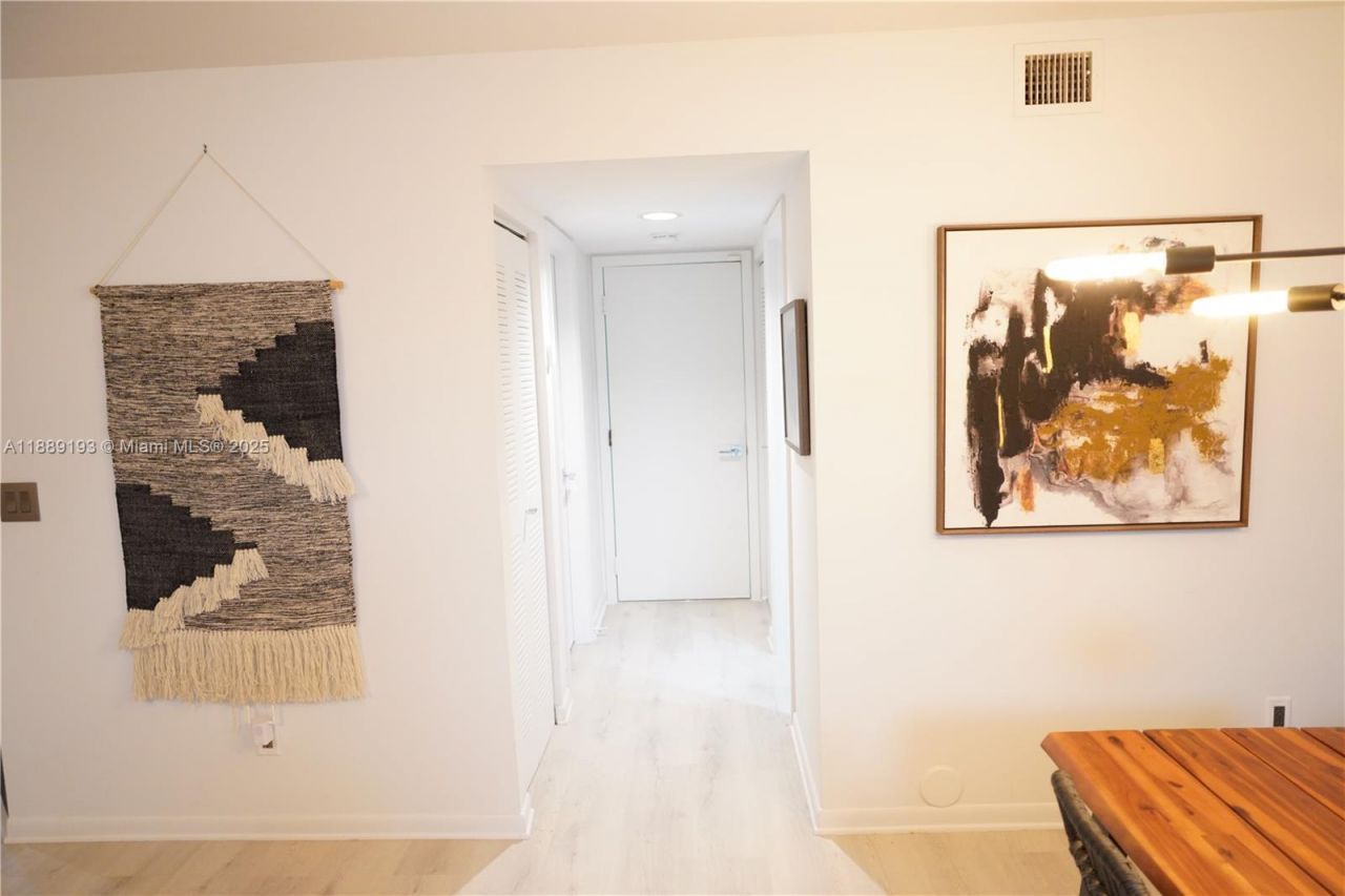 9308 NW 9th Pl, Unit 9308, Plantation, FL 33324 Photo