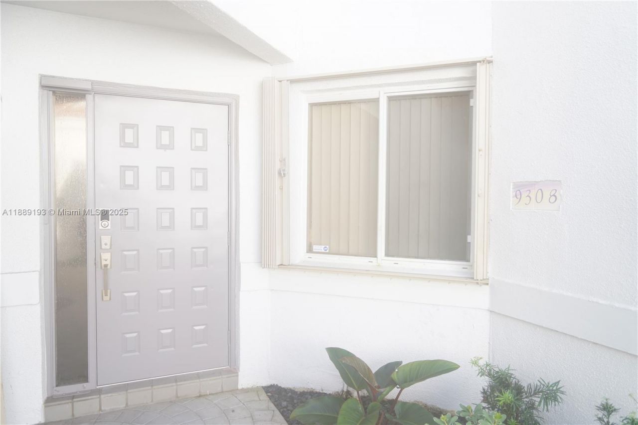 9308 NW 9th Pl, Unit 9308, Plantation, FL 33324 Photo