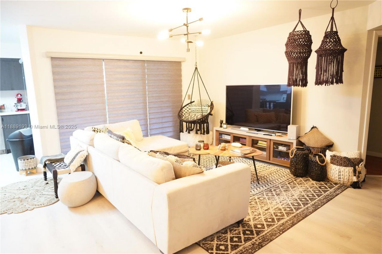 9308 NW 9th Pl, Unit 9308, Plantation, FL 33324 Photo