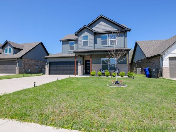 2416 W Birmingham Street, Broken Arrow, OK 74011