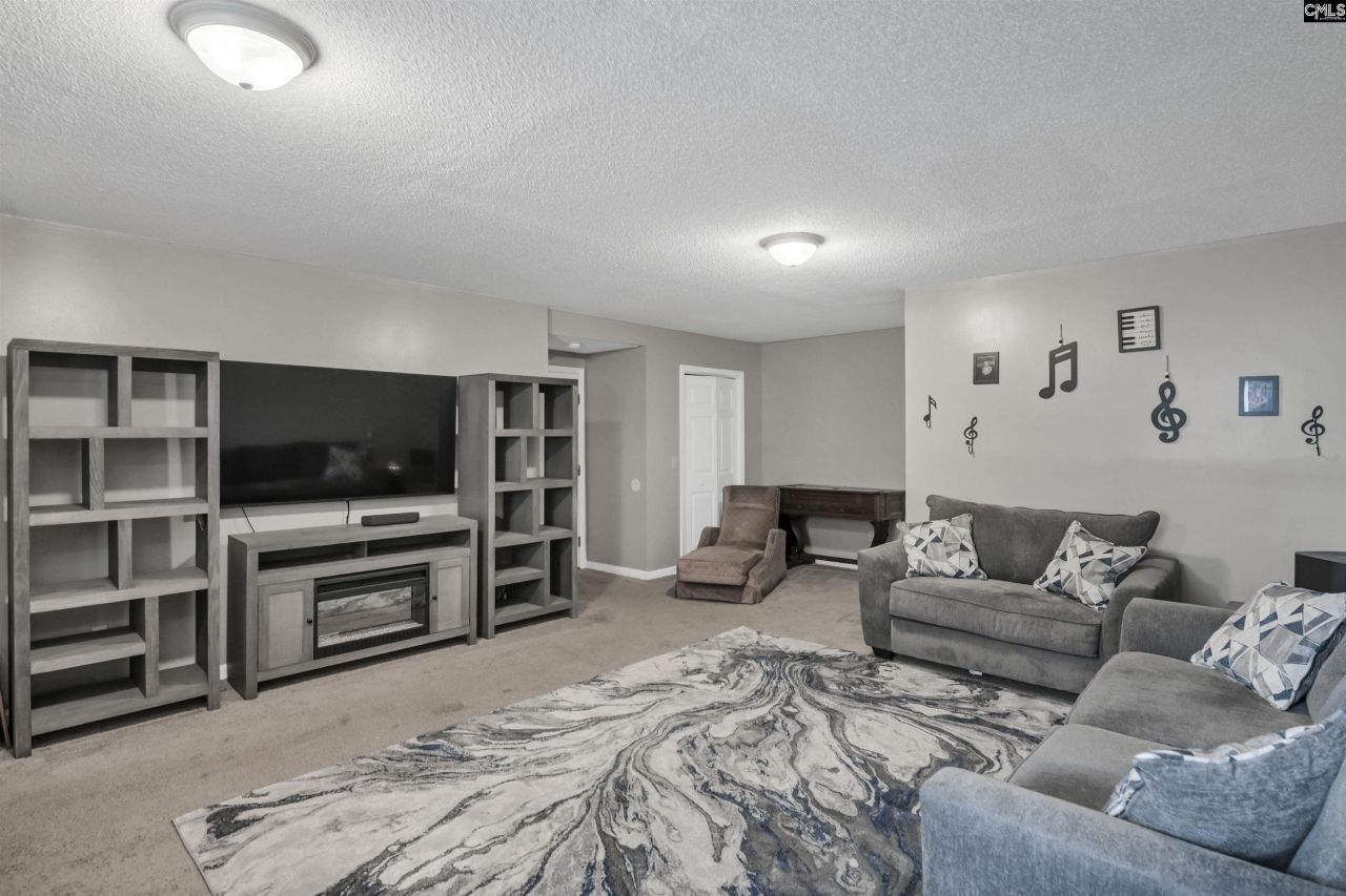 15 Rosepine Drive Photo 15