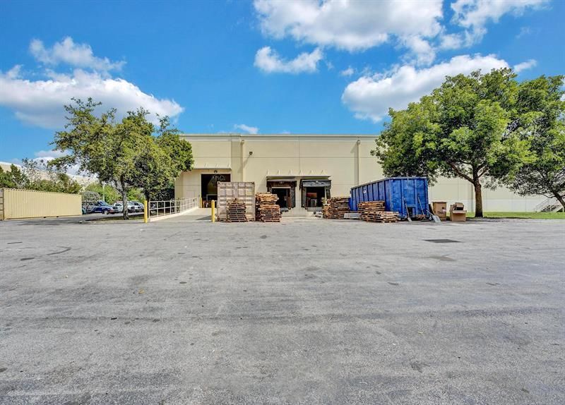 4300 NW 124th Ave, Coral Springs, FL 33065 Photo