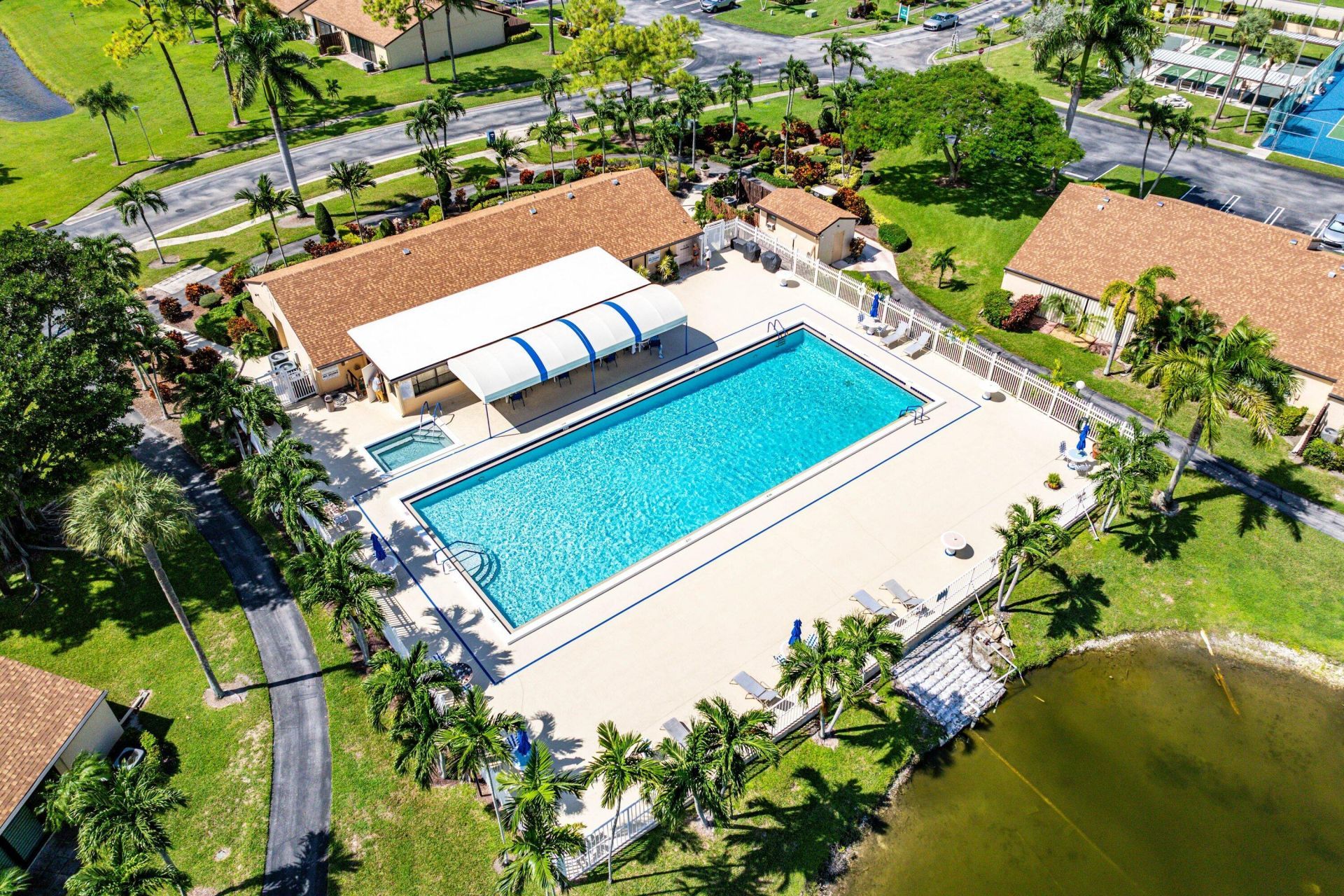 826 Sky Pine Way, Unit D1, Greenacres, FL 33415 Photo