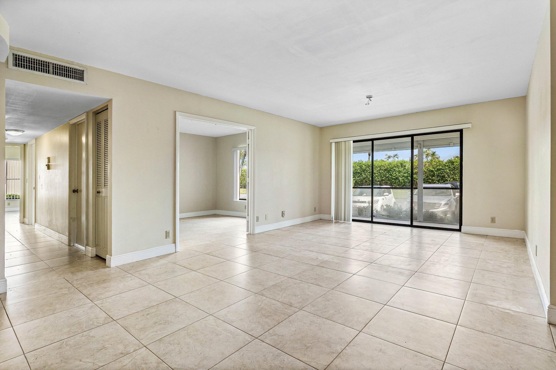 826 Sky Pine Way, Unit D1, Greenacres, FL 33415 Photo