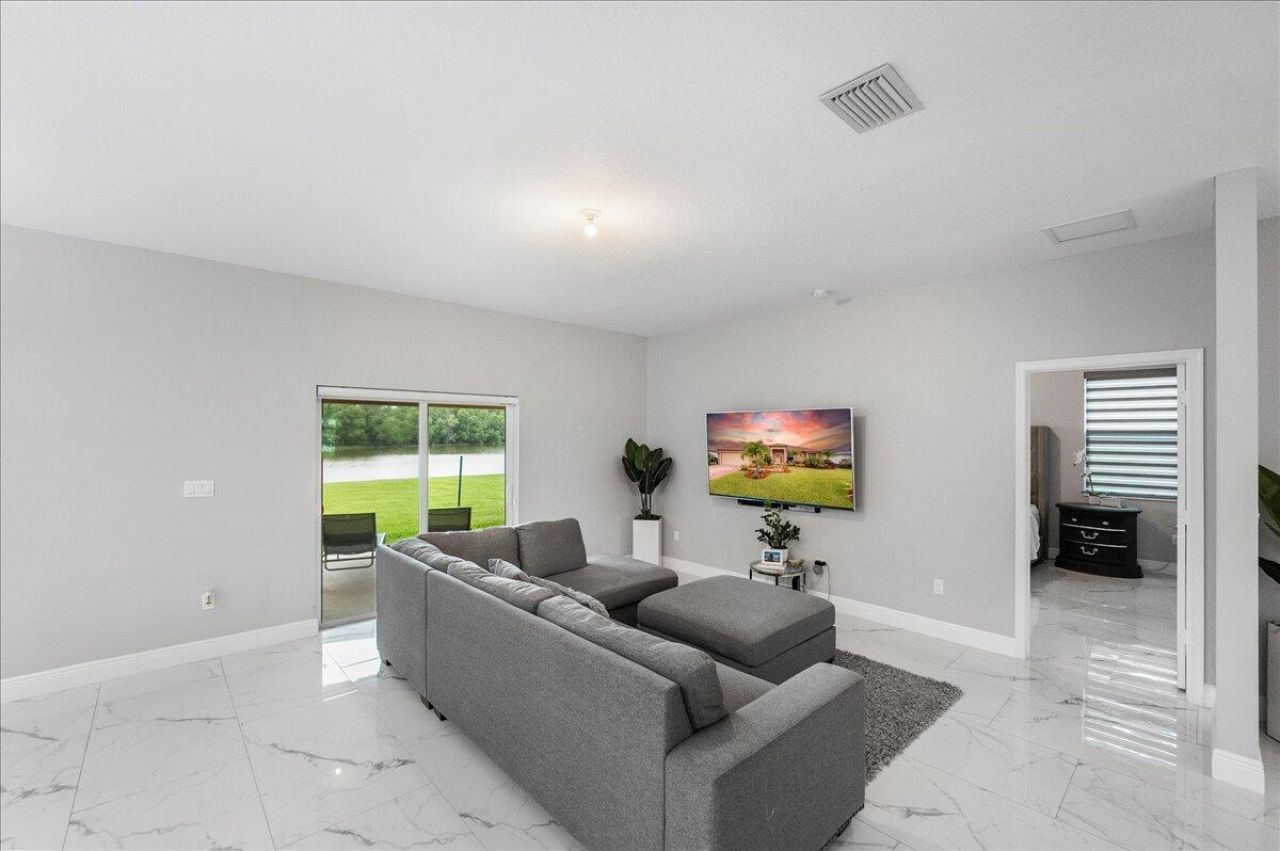 448 SW Vista Lake Drive, Port Saint Lucie, FL 34953 Photo