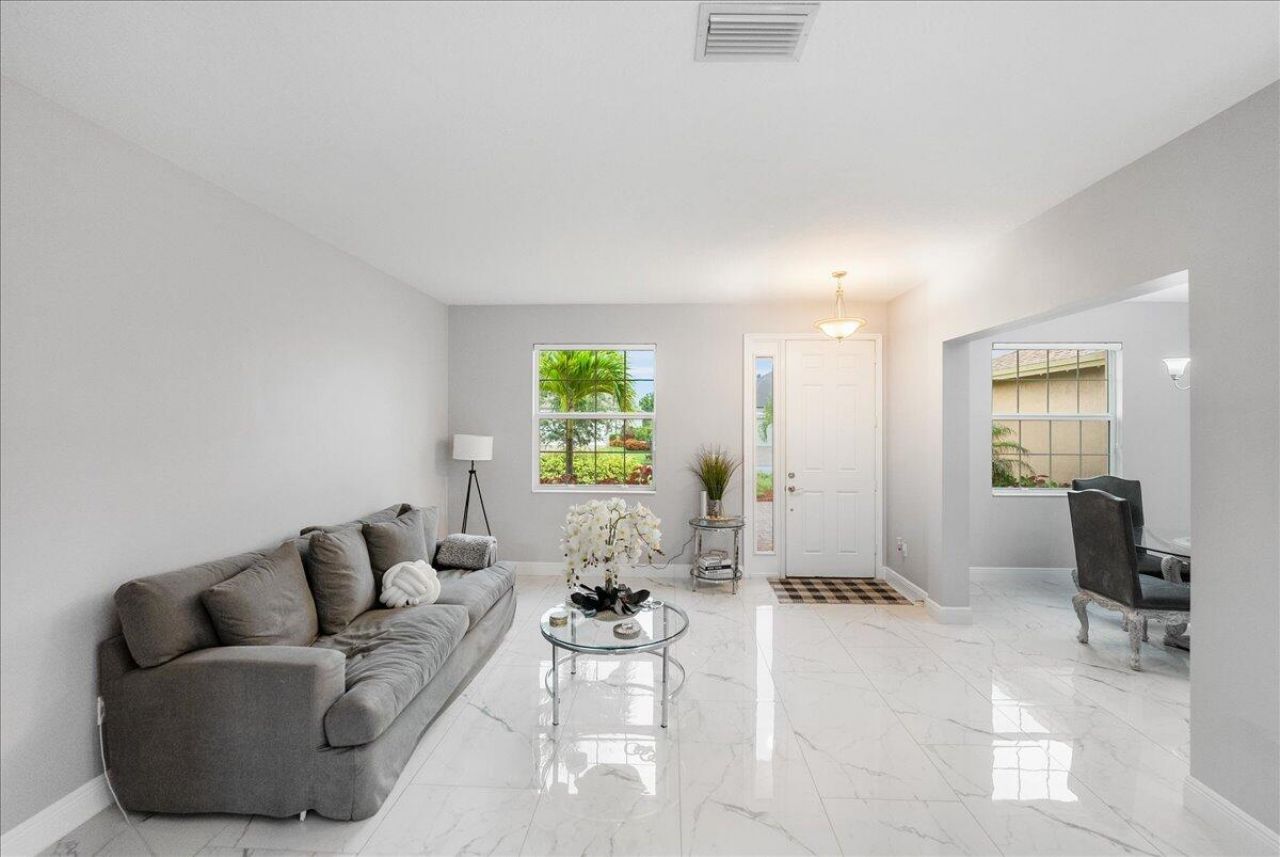 448 SW Vista Lake Drive, Port Saint Lucie, FL 34953 Photo