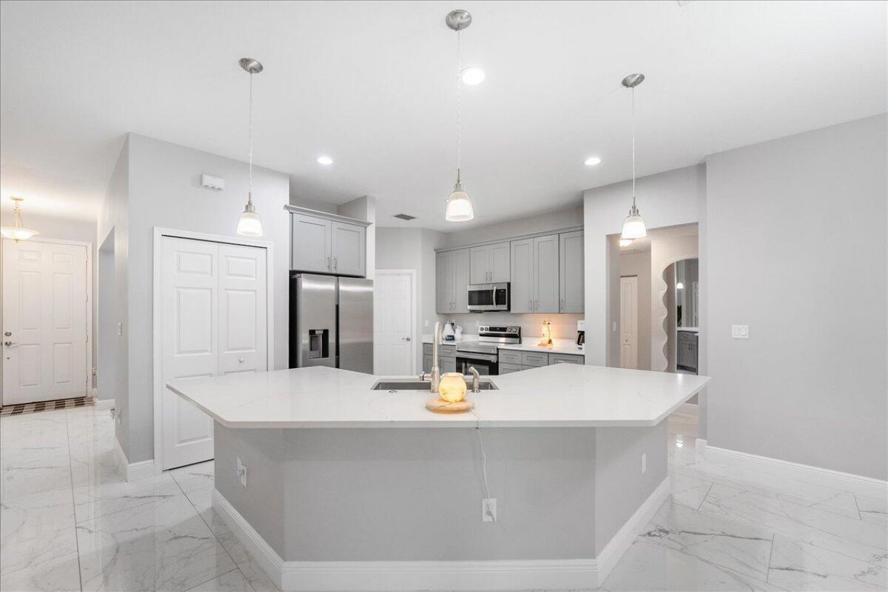 448 SW Vista Lake Drive, Port Saint Lucie, FL 34953 Photo