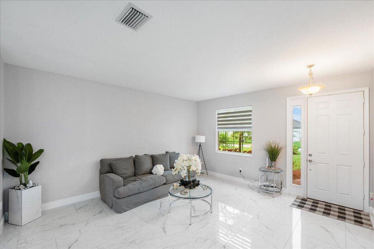 448 SW Vista Lake Drive, Port Saint Lucie, FL 34953 Photo