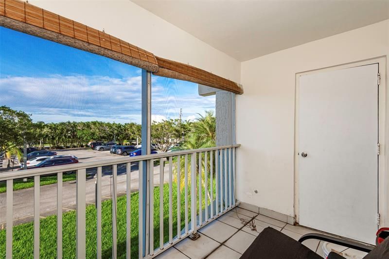 100 Lakeview Drive, Unit 206, Weston, FL 33326 Photo