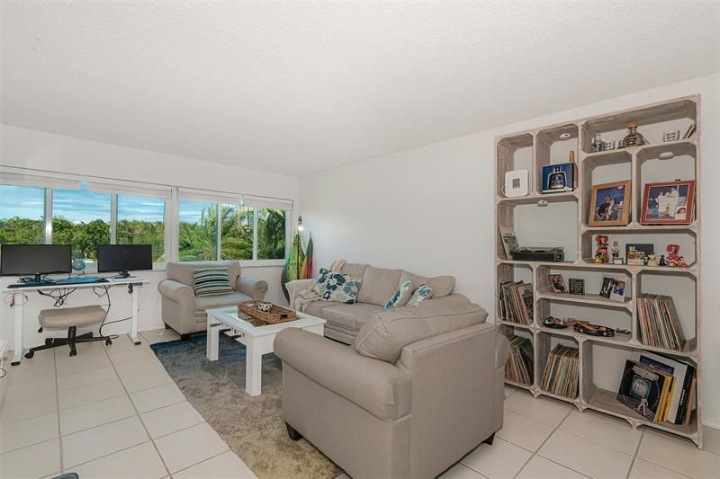 100 Lakeview Drive, Unit 206, Weston, FL 33326 Photo