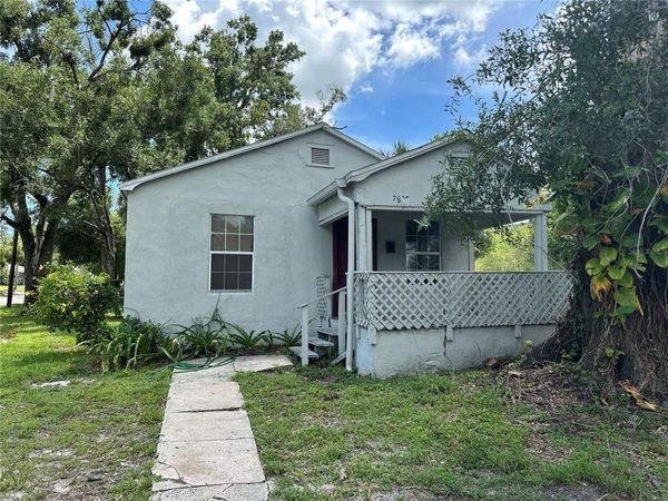 7608 N HUNTLEY AVENUE, TAMPA, FL 33604