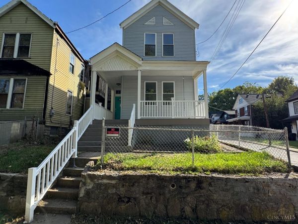 1739 Holloway Avenue, Cincinnati, OH 45207