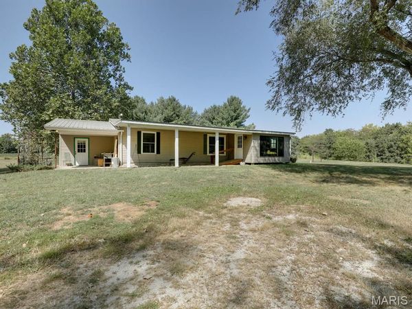 19613 State Highway Y, Lewistown, MO 63452