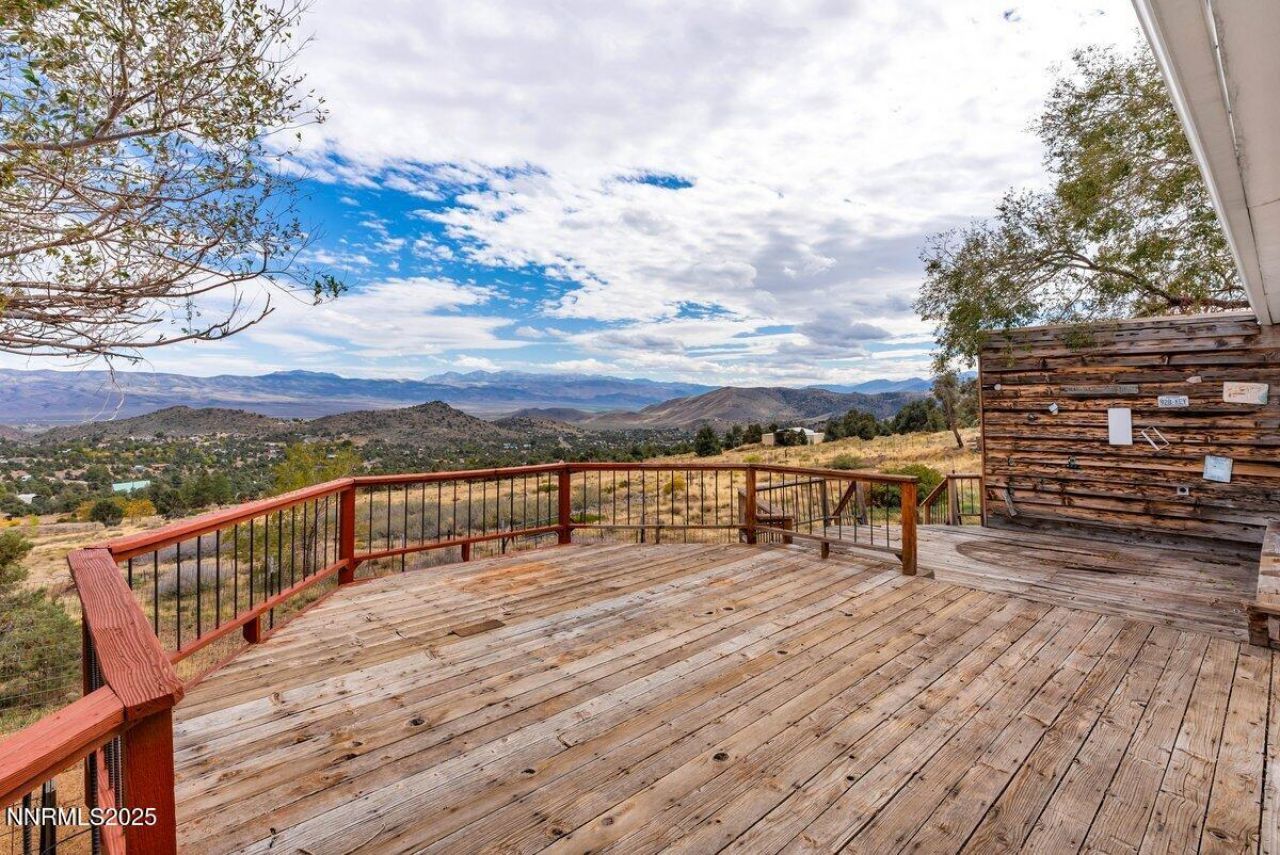 1211 Slate Road, Topaz Ranch Estates, NV 89444 Photo