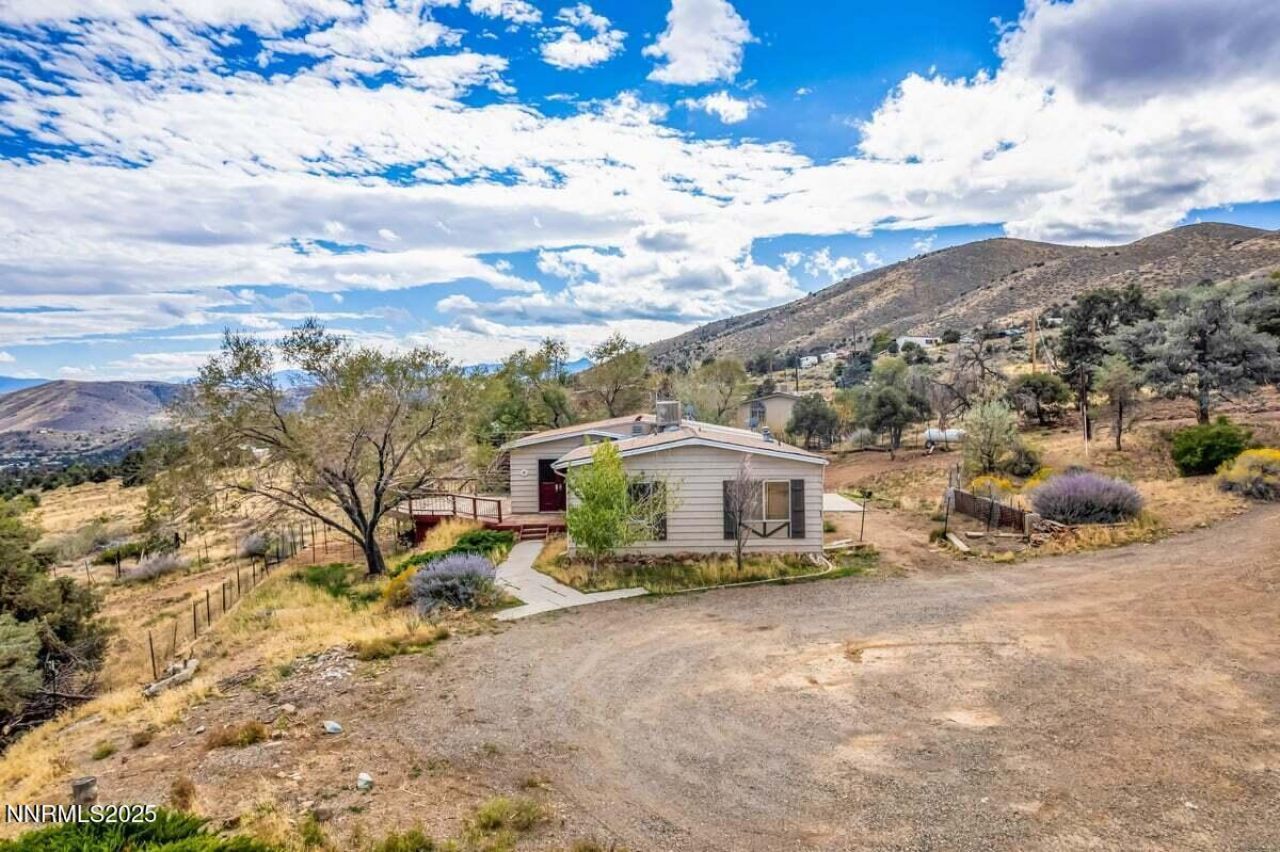 1211 Slate Road, Topaz Ranch Estates, NV 89444 Photo