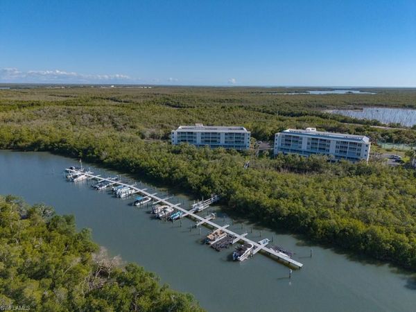 200 Stevens Landing DR, Unit B305, MARCO ISLAND, FL 34145