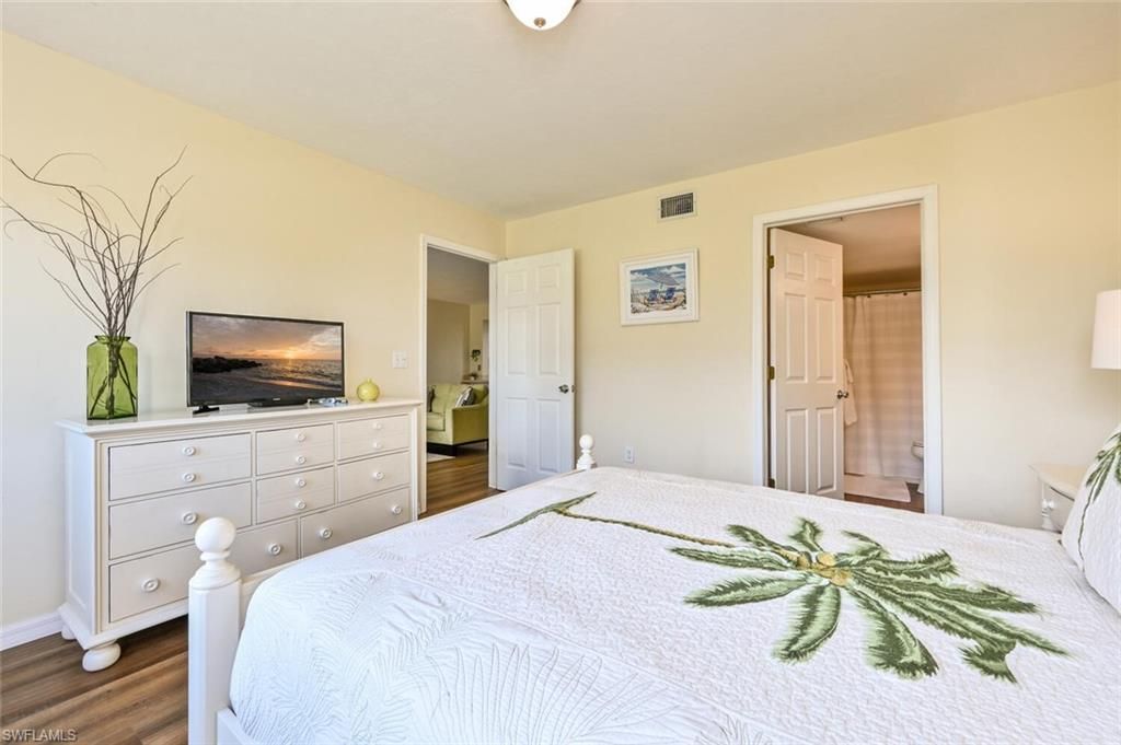 240 Pebble Beach Blvd, Unit 702, Naples, FL 34113 Photo